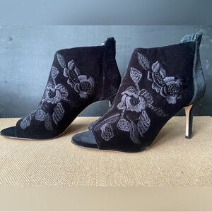 🖤 Imagine by Vince Camuto Black Velvet Padget Pump womens size 9/39 🖤